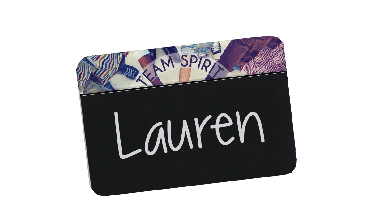 Badge  a lavagnetta 75x50 mm, personalizzato nella parte superiore