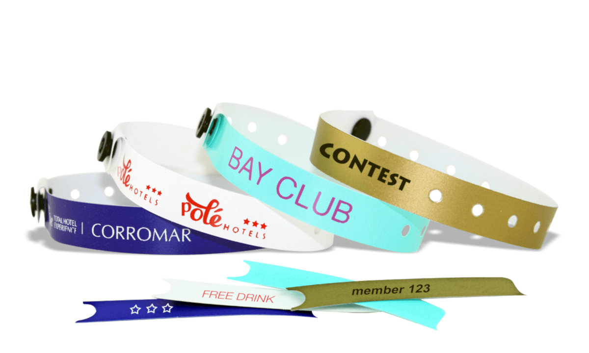Braccialetti in plastica personalizzabili con tagliando staccabile 13 mm